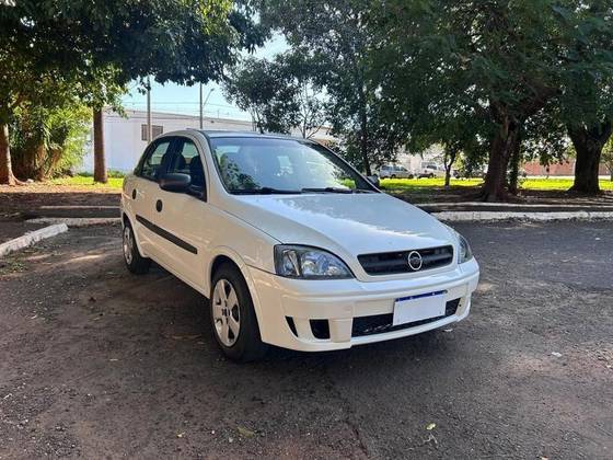 CHEVROLET CORSA 1.0 MPFI MAXX 8V FLEX 4P MANUAL CHEVROLET CORSA 1.0 MPFI MAXX 8V FLEX 4P MANUAL